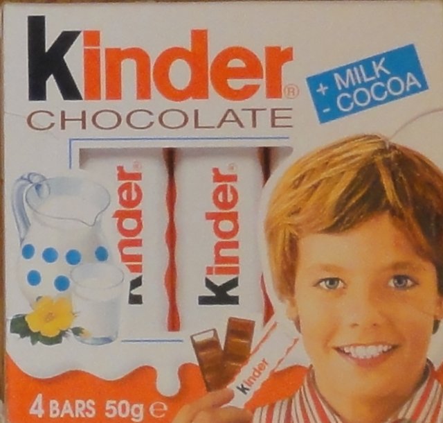 Kinder Chocolate kwadrat paski_cr