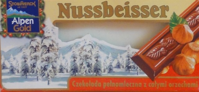 Nussbeisser male Alpen Gold kwadrat czekolada pelnomleczna z calymi orzechami zima_cr